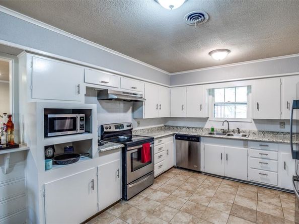 3928  Menzer Road , Fort Worth Texas 76103