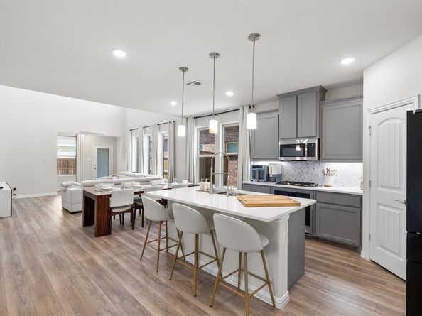1513  Verbena Lane , Garland Texas 75042