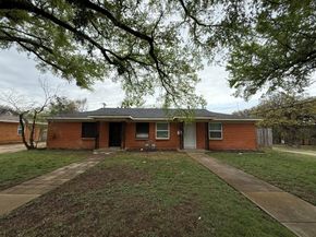 2500  Normont Circle , Fort Worth Texas 76103
