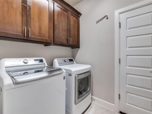8233  Laflin Lane , Dallas Texas 75231