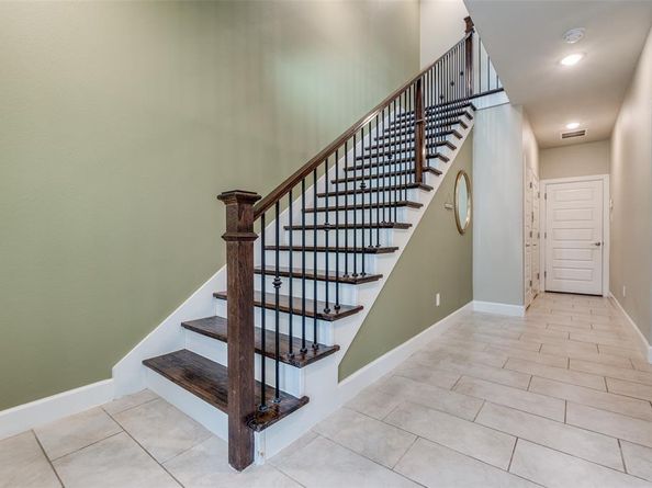 8233  Laflin Lane , Dallas Texas 75231