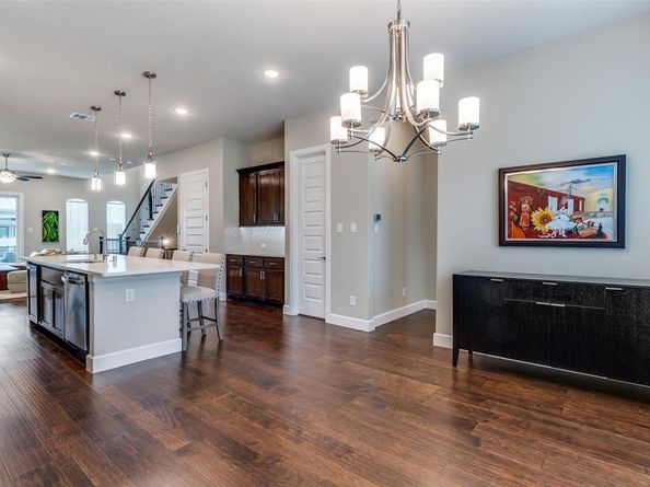 8233  Laflin Lane , Dallas Texas 75231