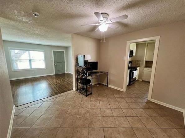 5432  Thomas Lane , River Oaks Texas 76114