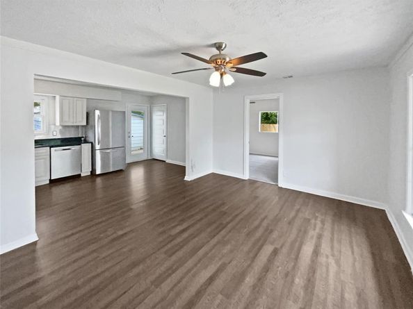 1209  Sylvan Drive , Garland Texas 75040