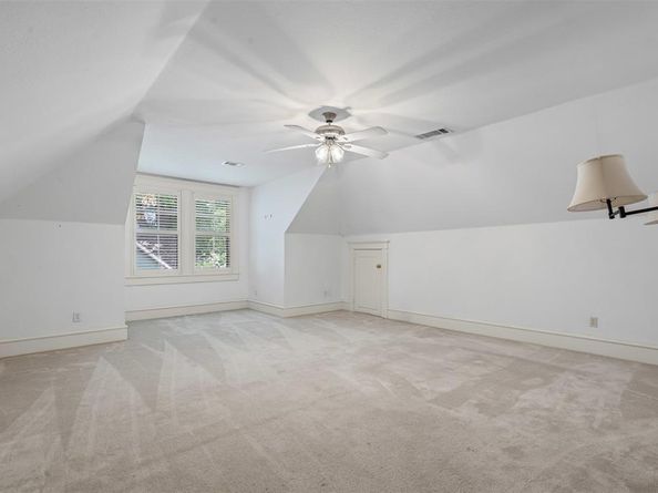 2206  College Avenue , Fort Worth Texas 76110