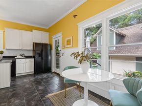 2206  College Avenue , Fort Worth Texas 76110