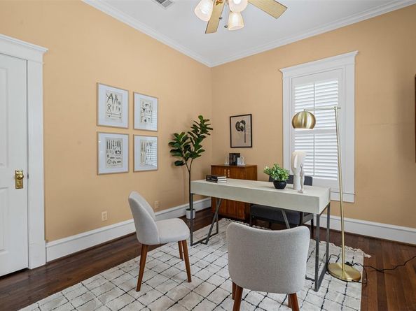 2206  College Avenue , Fort Worth Texas 76110