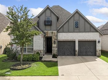 2921  Stonefield  