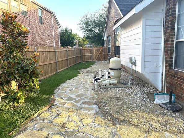 4201  Iron Lane , Mansfield Texas 76063