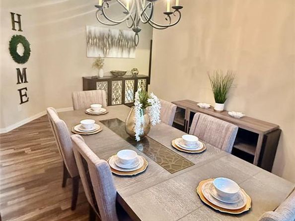 2816  Lacompte Drive , Dallas Texas 75227
