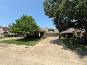 2816  Lacompte Drive , Dallas Texas 75227
