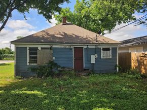 917 E Pulaski Street , Fort Worth Texas 76104