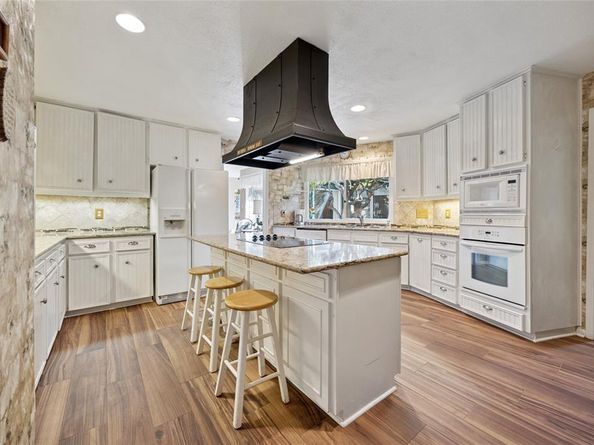7800  Regatta Court , Fort Worth Texas 76179