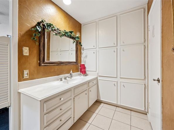 7800  Regatta Court , Fort Worth Texas 76179