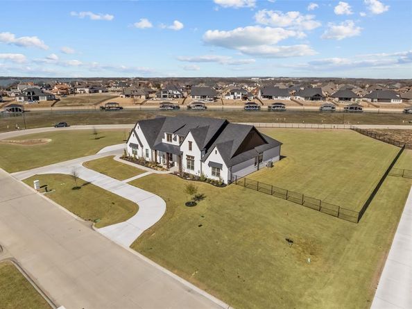 5921  Hudson Sail Circle , Fort Worth Texas 76179