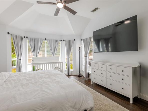 2209  Swallow Lane , Lewisville Texas 75077