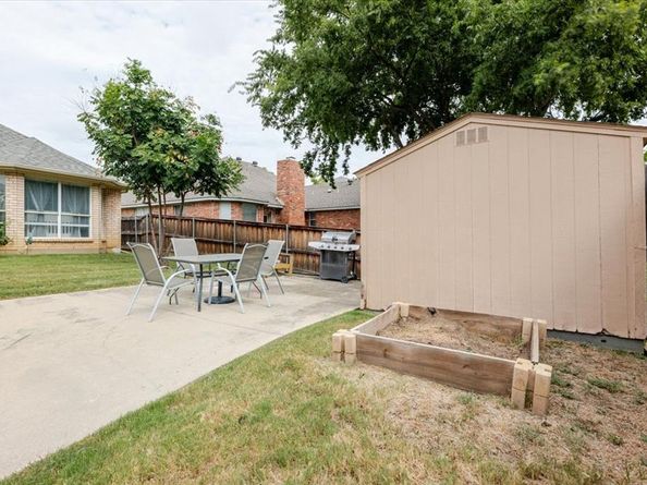 2209  Swallow Lane , Lewisville Texas 75077