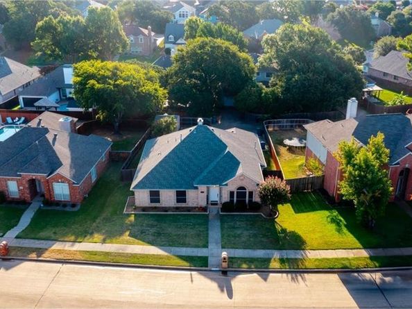 2209  Swallow Lane , Lewisville Texas 75077