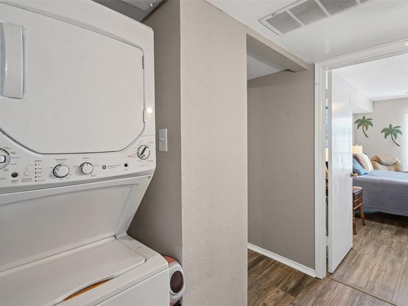 4024  Ridglea Country Club Drive  611, Fort Worth Texas 76126
