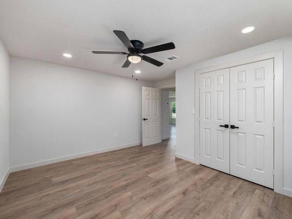 5629  Curzon Avenue , Fort Worth Texas 76107