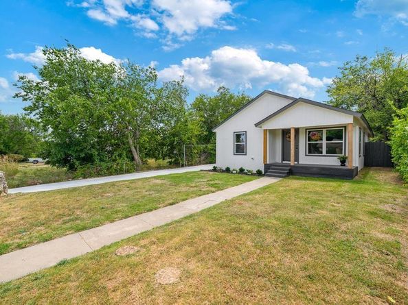 5629  Curzon Avenue , Fort Worth Texas 76107