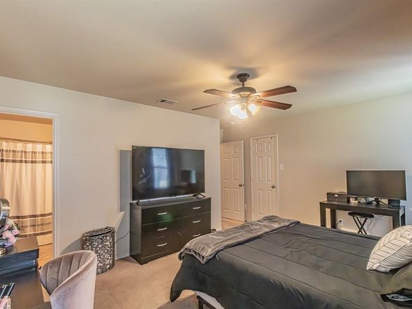 5804  Mirror Ridge Drive , Fort Worth Texas 76179