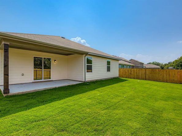 3219  Purple Ash Drive , Dallas Texas 75253