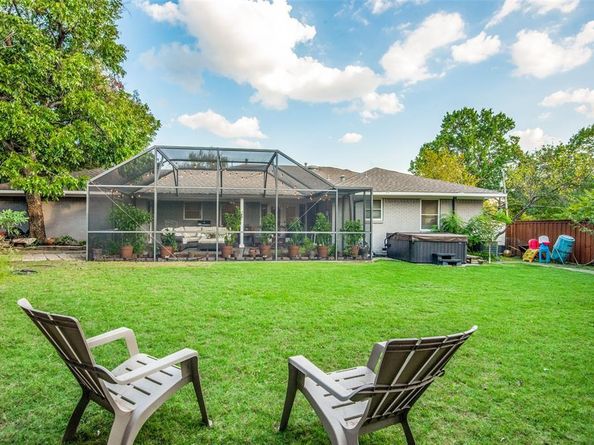 6551  Highgate Lane , Dallas Texas 75214