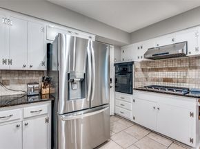 6551  Highgate Lane , Dallas Texas 75214