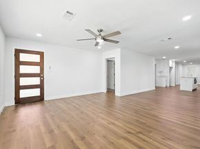 4804  Avenue G  , Fort Worth Texas 76105