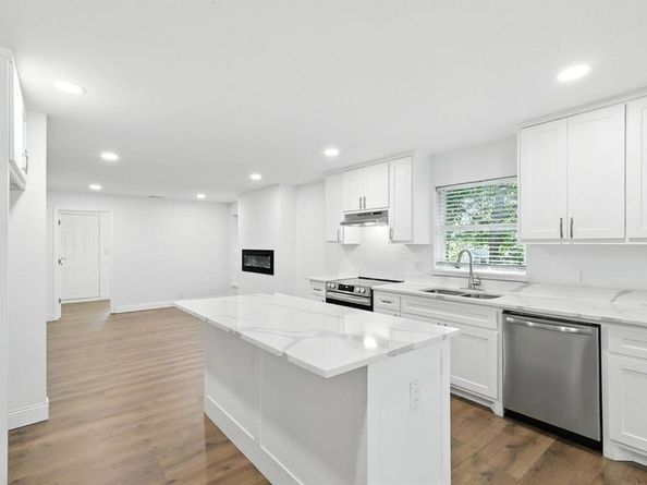 4804  Avenue G  , Fort Worth Texas 76105