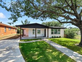 4804  Avenue G  , Fort Worth Texas 76105