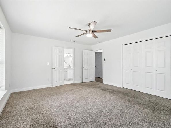 4804  Avenue G  , Fort Worth Texas 76105