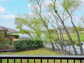 2805  Fountain View Boulevard , Cedar Hill Texas 75104