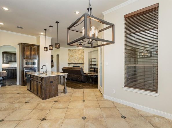 817  Moses Drive , Heath Texas 75032