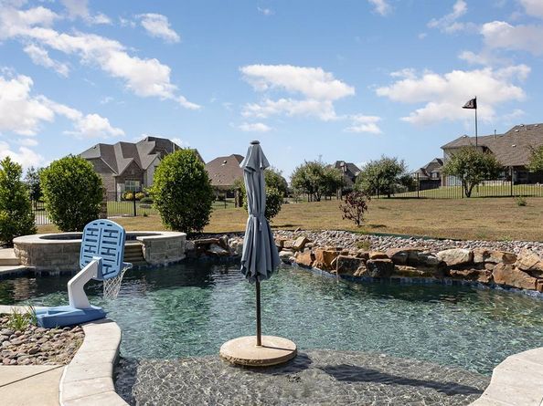 817  Moses Drive , Heath Texas 75032