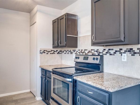 1906  Stockton Trail , Grand Prairie Texas 75052