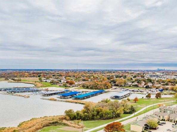 5728  Marina Drive  14, Garland Texas 75043
