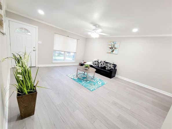 5728  Marina Drive  14, Garland Texas 75043