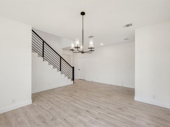 1200  Sylvia Street , DeSoto Texas 75115