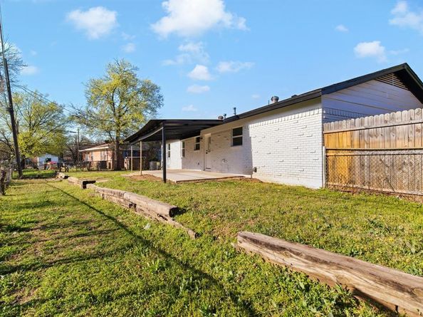 6509  Tina Court , Forest Hill Texas 76140