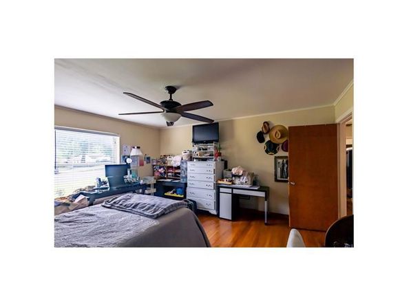 725  Owensons Drive , Dallas Texas 75224