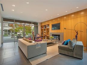 2913  Sale Street , Dallas Texas 75219