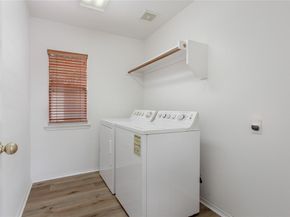 810  Linda Court , Allen Texas 75002