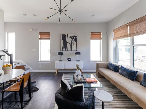 4620  Munger Avenue  107, Dallas Texas 75204