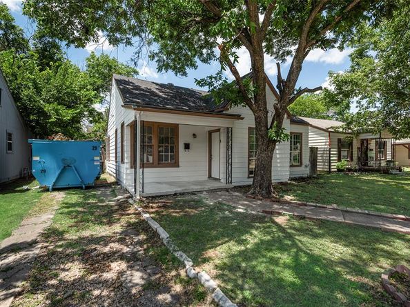 908  Clairemont Avenue , Fort Worth Texas 76103
