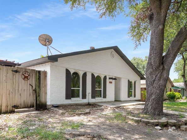 1824  Arundel Drive , Carrollton Texas 75007
