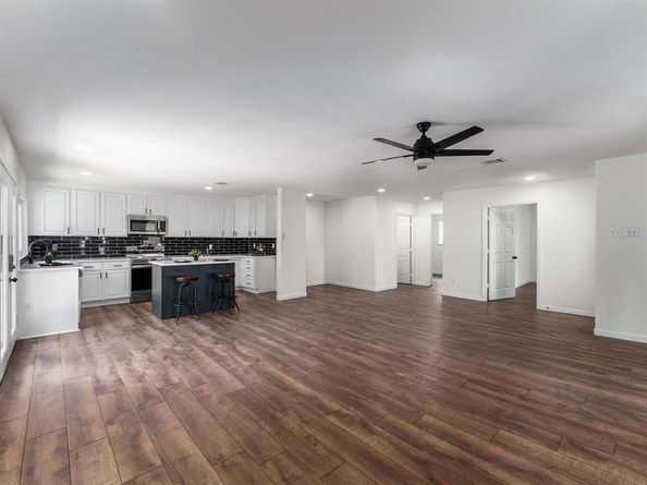 1824  Arundel Drive , Carrollton Texas 75007