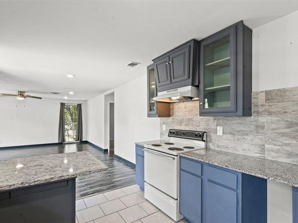 1212 E Mulkey Street , Fort Worth Texas 76104