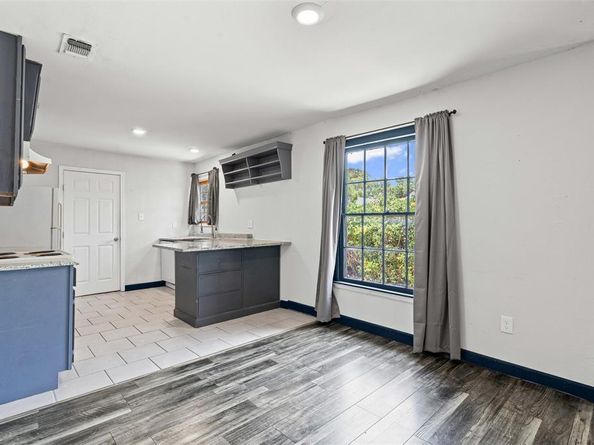 1212 E Mulkey Street , Fort Worth Texas 76104